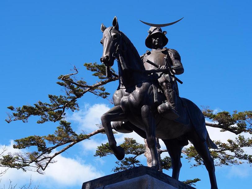 仙台市の接骨院｜交通事故【あろは整骨院】むち打ち・腰痛・ヘルニア・手足のしびれ・むちうち・転院・各種保険手続・女性スタッフ